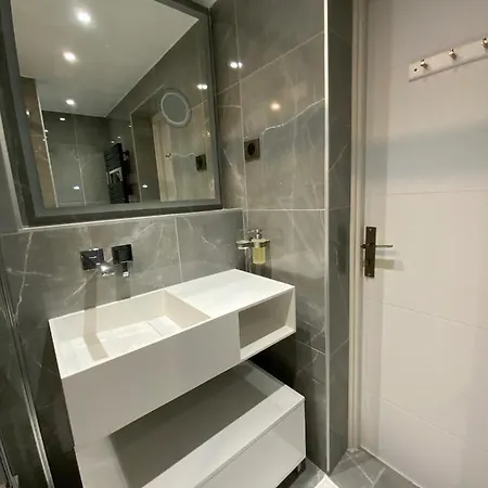 Le Rooftop Tropézien Appartement *