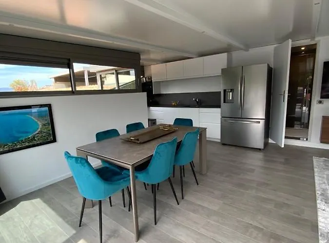 Le Rooftop Tropezien Apartment